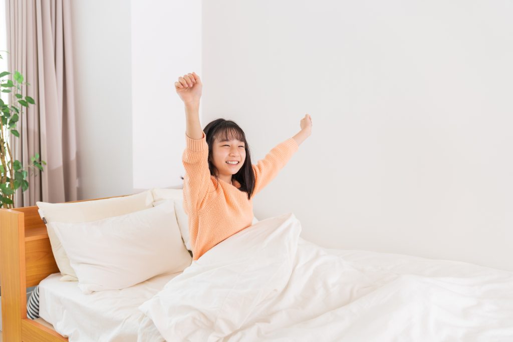 AM-blog-content- Why Room Temperature Affects How Well Students Sleep - featured