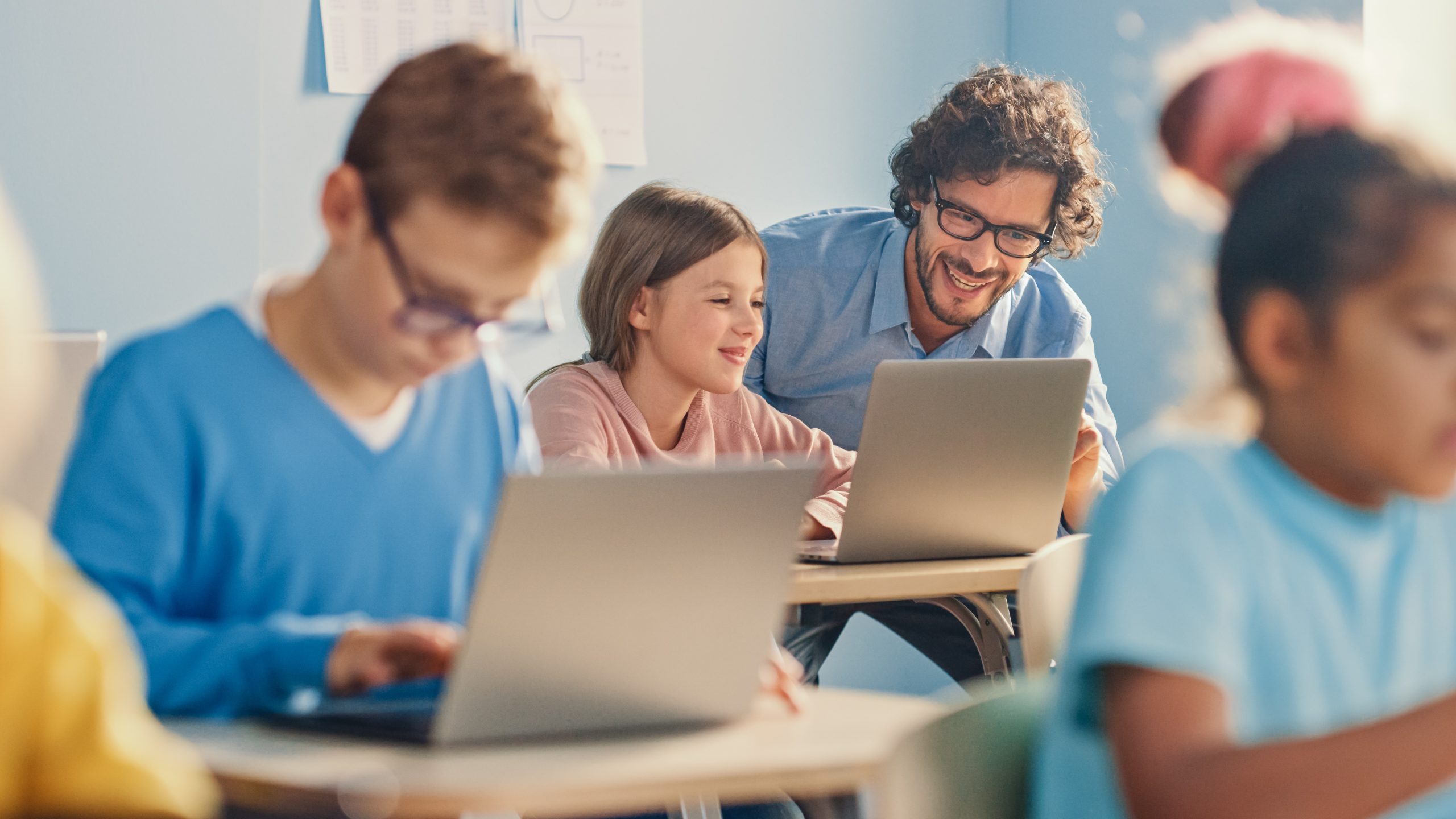 AA-Magazine-AM-article-How do K-12 Teachers use AI in the Classroom? Stanford Study Reveals Details - body image