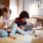 AM-article-Excessive Screen Time in Youth Linked to Increased Heart Health Risks - featured image